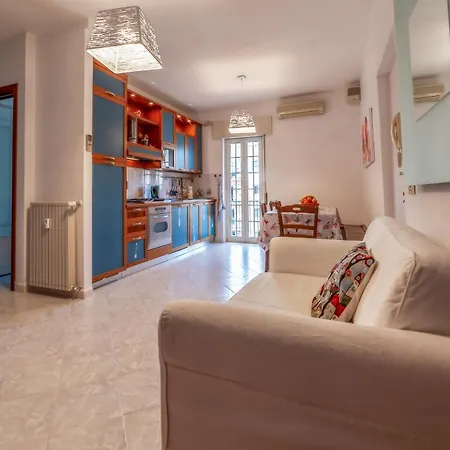 Apartment Luisa Flat - Metro Basilica San Paolo - Wi-fi *